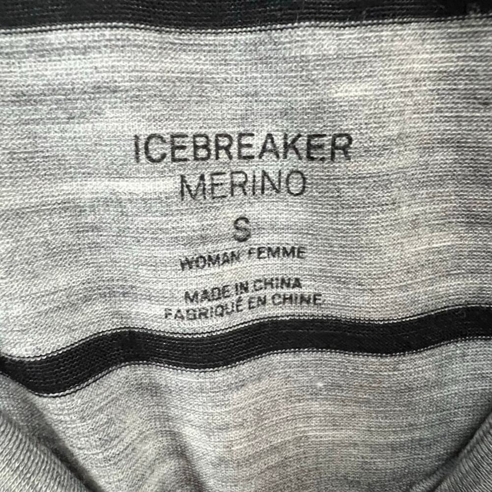 Icebreaker Gray and Black Striped Mini Skirt - Picture 10 of 11